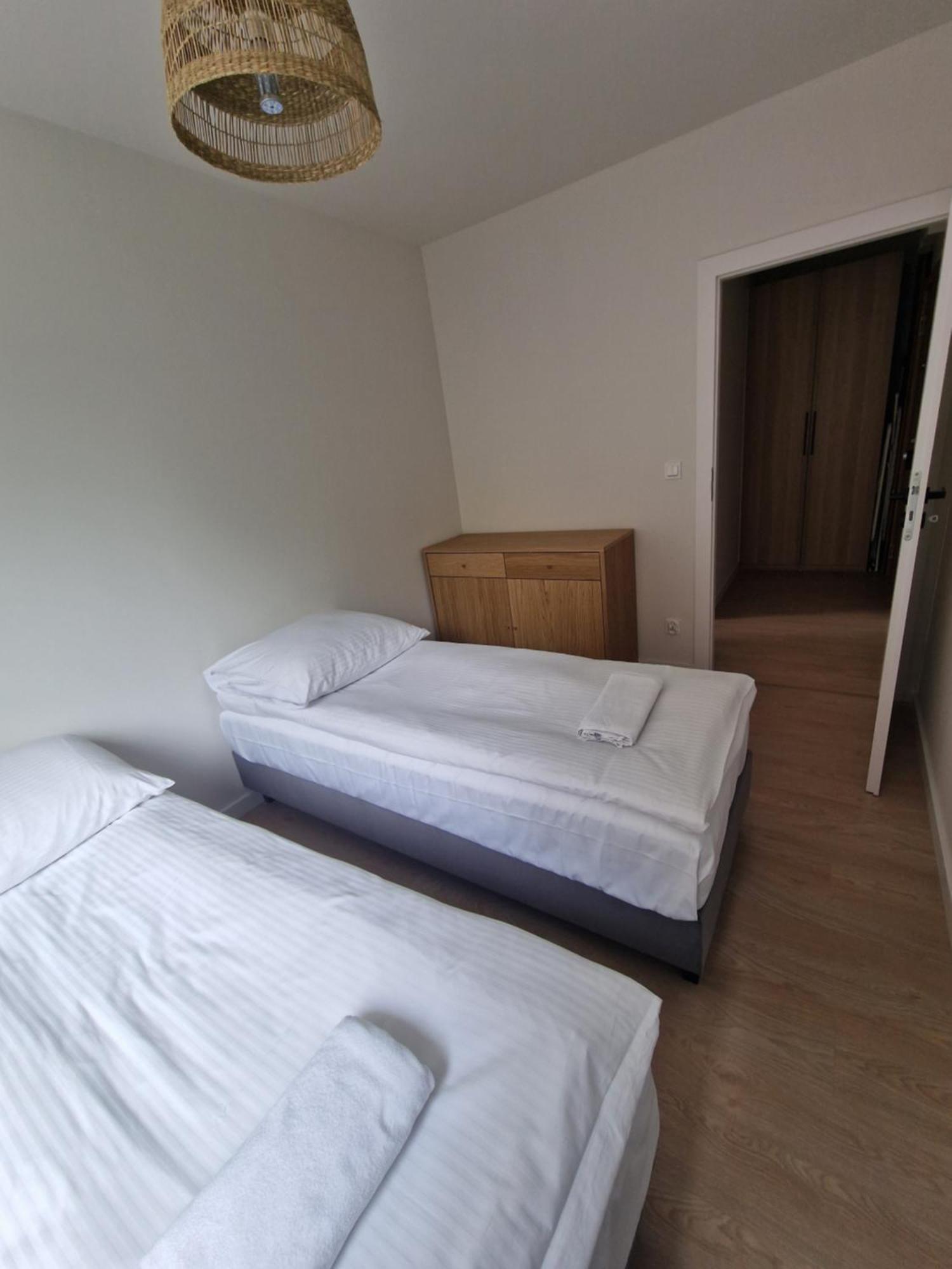 Apartamenty Velvet - Jezyce ポズナン エクステリア 写真